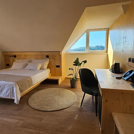 Sobe Jelen Jelenov Greben