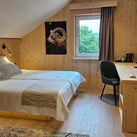 Sobe Jelen Jelenov Greben Podcetrtek