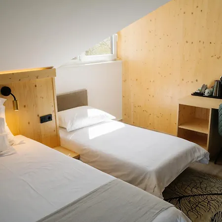 Sobe Jelen Jelenov Greben 4*