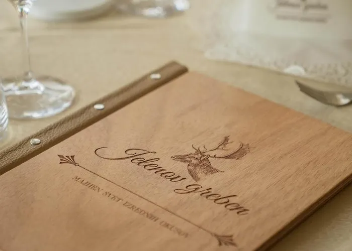 ゲストハウス Sobe Jelen Jelenov Greben 4*