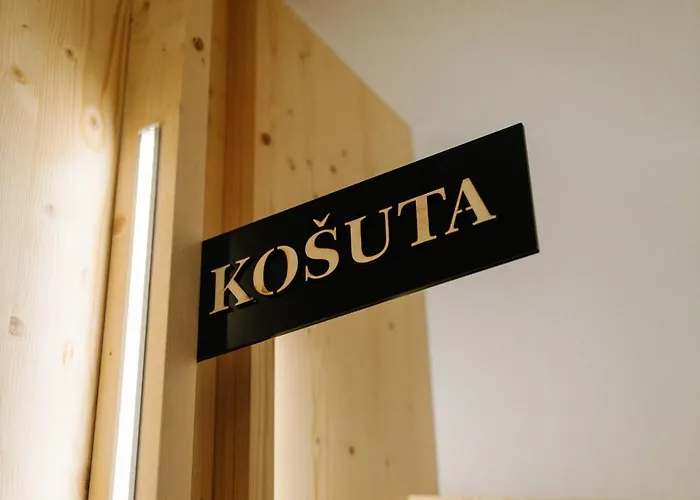 ゲストハウス Sobe Jelen Jelenov Greben 4*