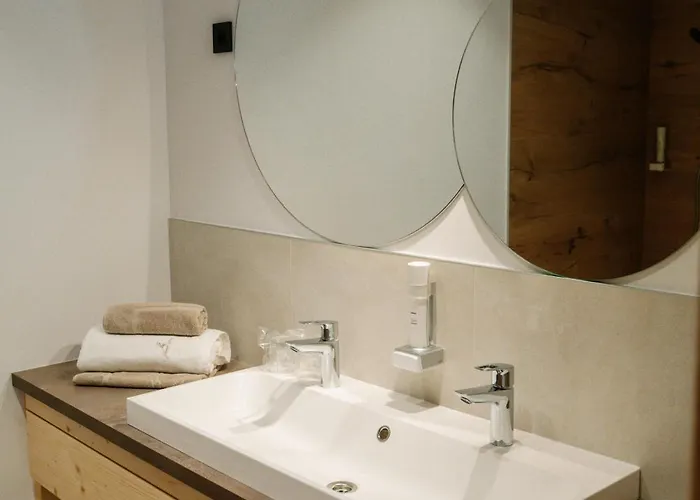 Sobe Jelen Jelenov Greben ゲストハウス 4*