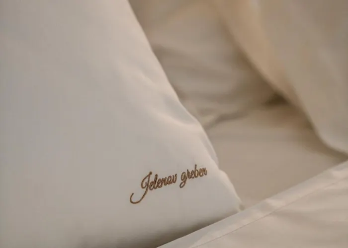 ゲストハウス Sobe Jelen Jelenov Greben ポドチェトルテク