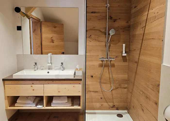 ゲストハウス Sobe Jelen Jelenov Greben