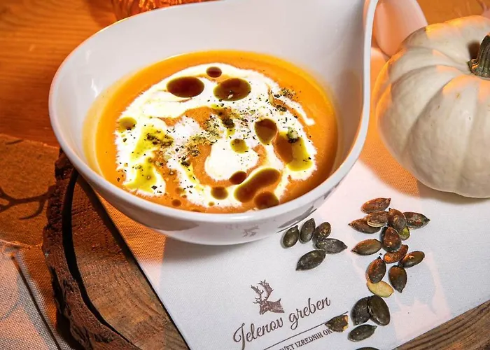 Sobe Jelen Jelenov Greben ポドチェトルテク