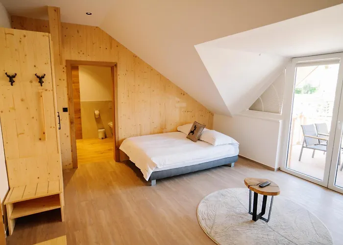 ゲストハウス Sobe Jelen Jelenov Greben